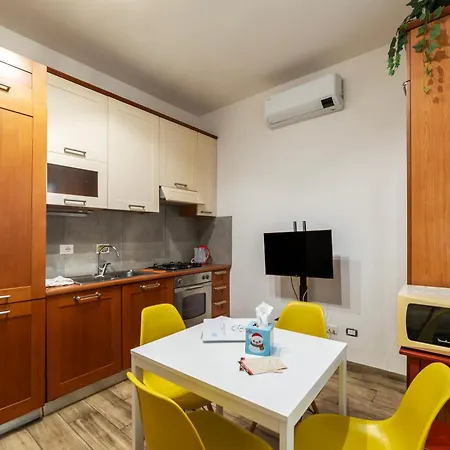 Facile Collegamento Al Centro Di Apartamento Roma
