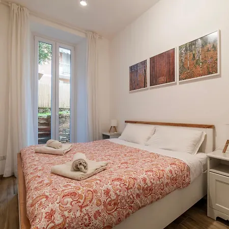 Facile Collegamento Al Centro Di *